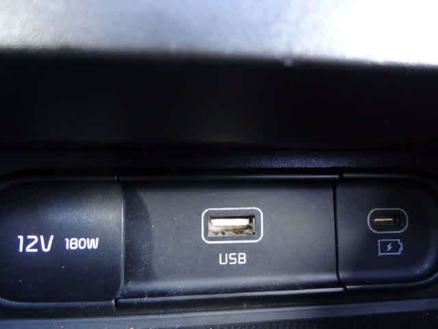 Used 2023 Kia Soul GT-Line w/ GT-Line Technology Package FWD image 33