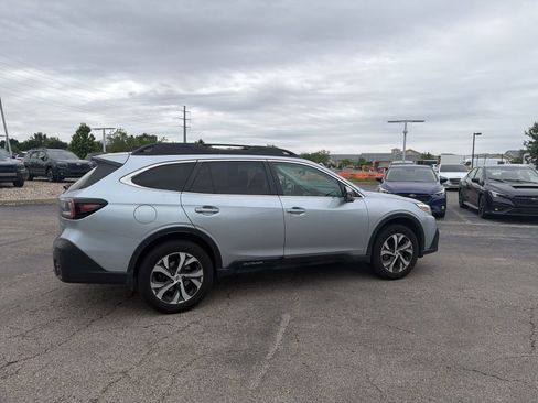 Used 2022 Subaru Outback Limited AWD/4WD image 14