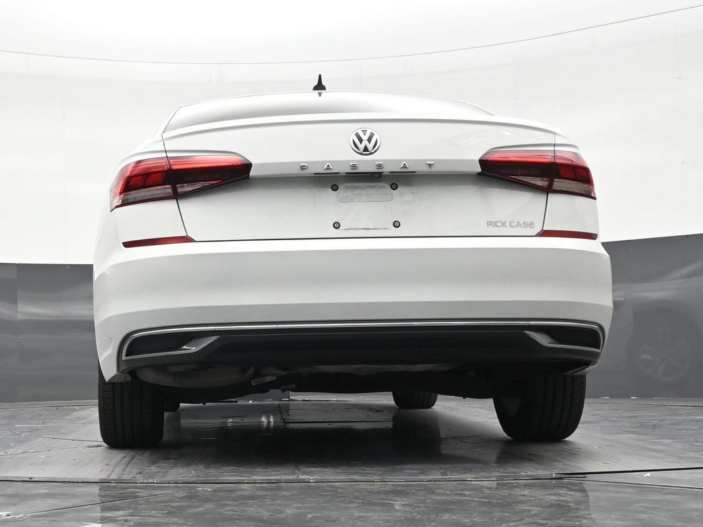 Used 2020 Volkswagen Passat 2.0T SE w/ Sunroof Package FWD image 23