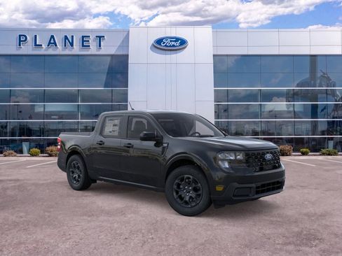 New 2026 Ford Maverick XLT w/ XLT Luxury Package FWD image 9