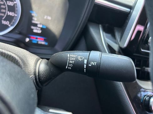 Used 2021 Toyota Corolla LE FWD image 20