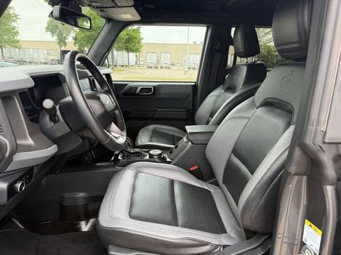 Used 2024 Ford Bronco Big Bend image 25