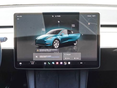 Used 2024 Tesla Model Y Long Range AWD/4WD image 12