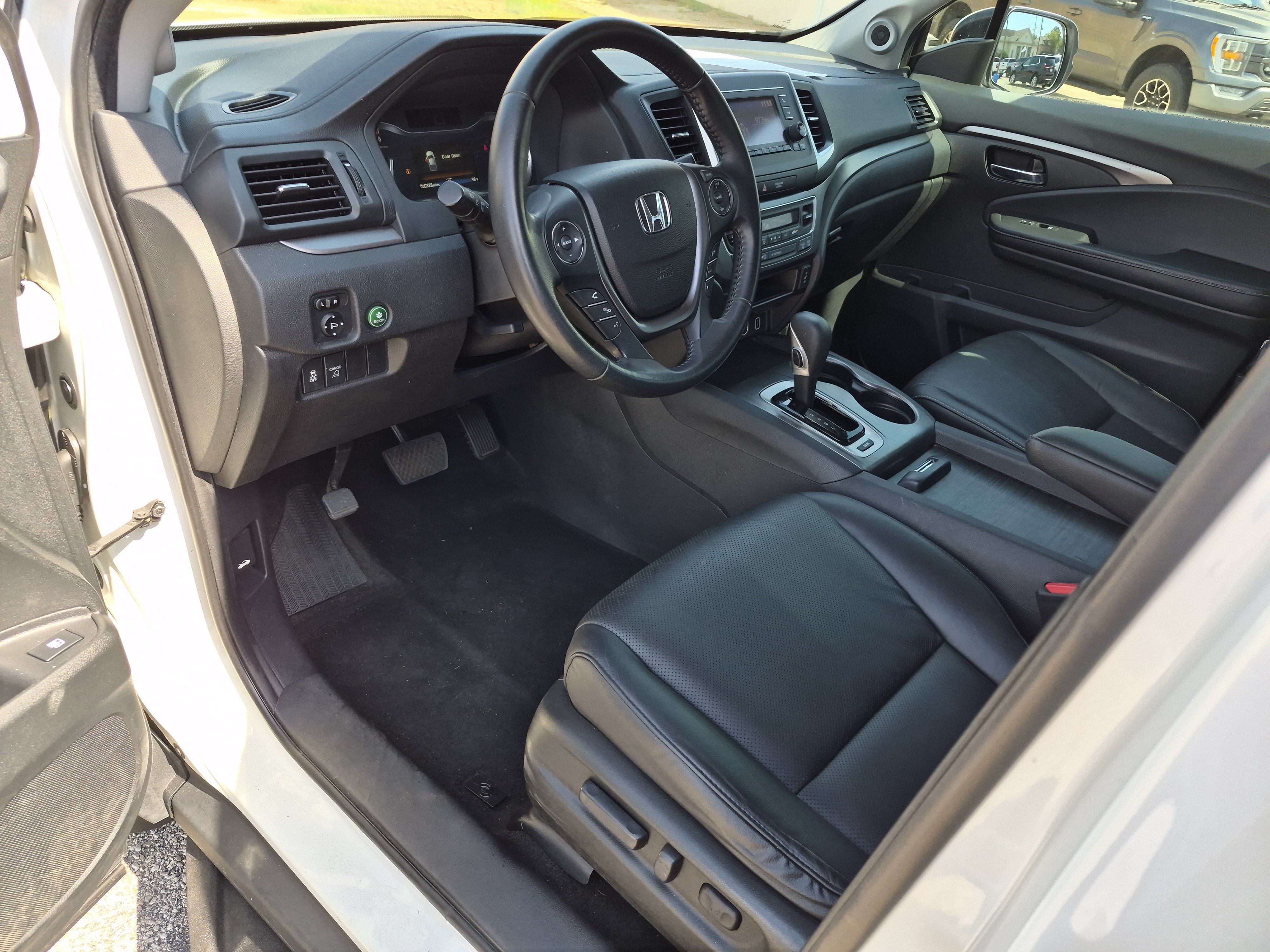 Used 2019 Honda Ridgeline RTL image 11