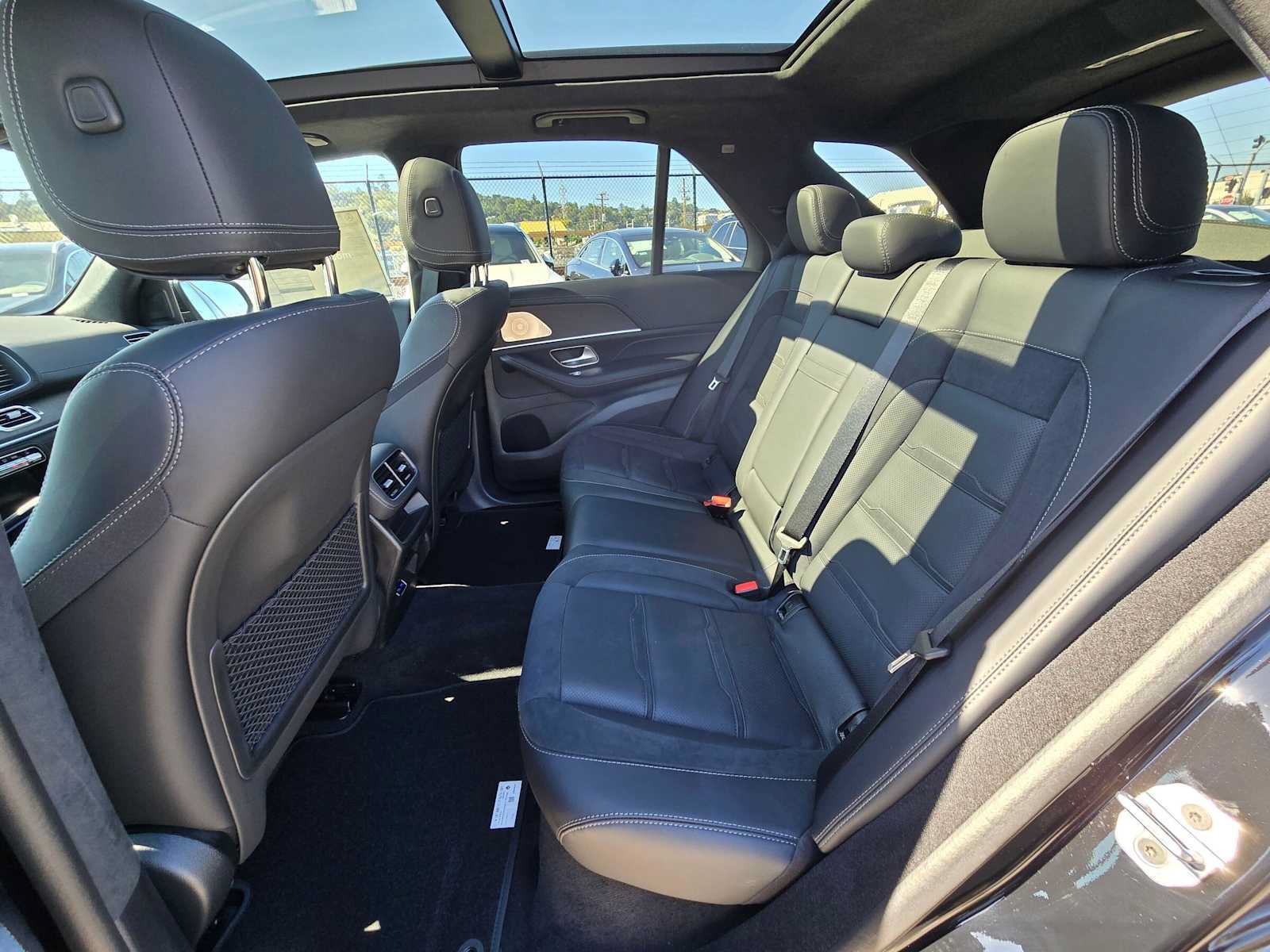 New 2026 Mercedes-Benz GLE 53 AMG 4MATIC image 16