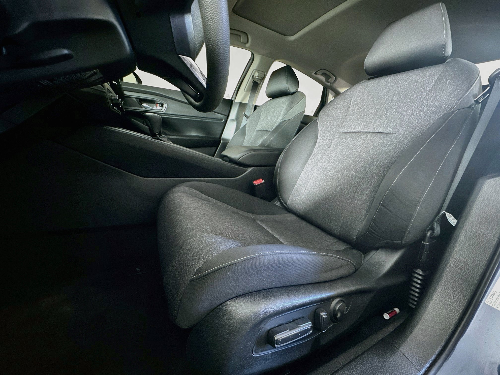 Used 2025 Honda Accord SE image 13