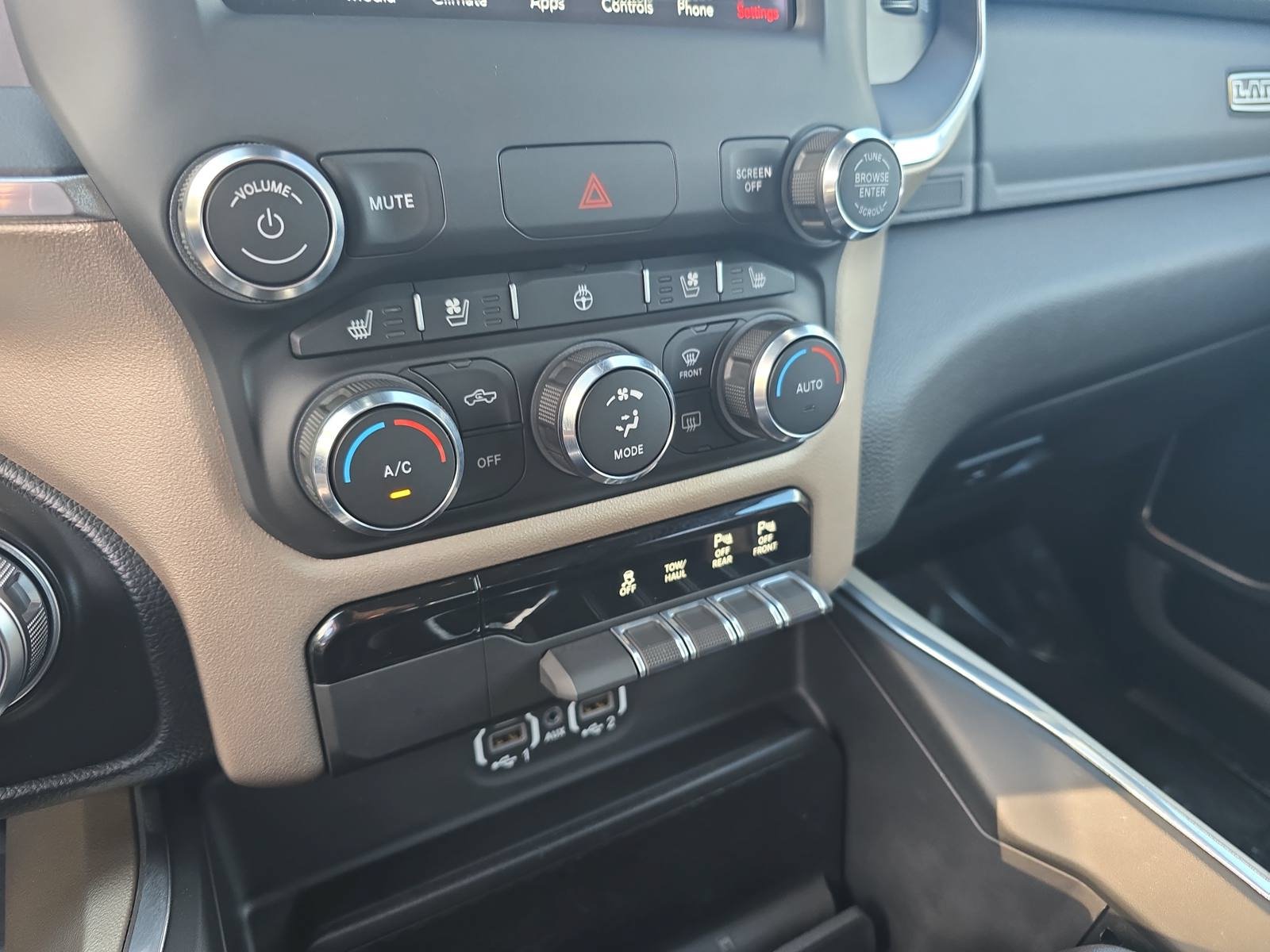 Used 2021 RAM 1500 Laramie AWD/4WD image 21