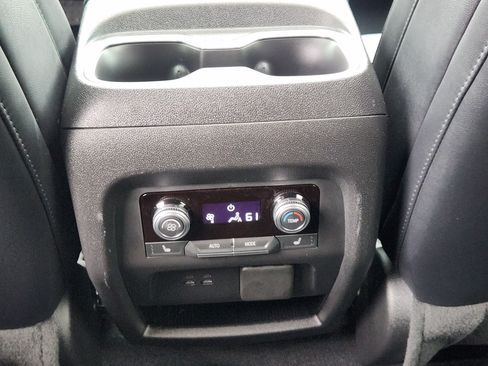 Used 2026 GMC Acadia Elevation w/ Black Edition FWD image 32
