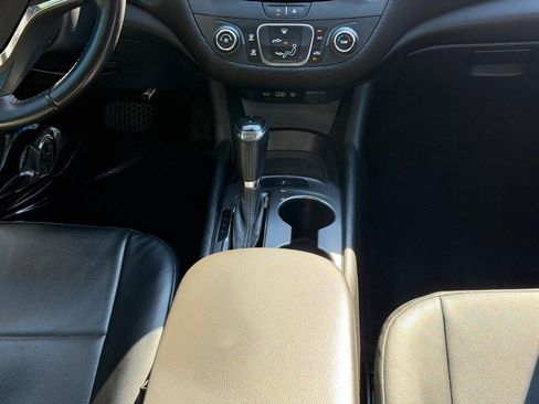 Used 2020 Chevrolet Malibu RS FWD image 14