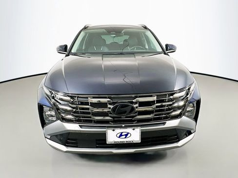 Used 2025 Hyundai Tucson Limited AWD/4WD image 2
