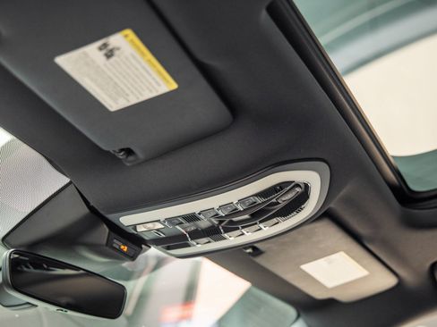 Used 2023 Porsche Macan GTS image 25