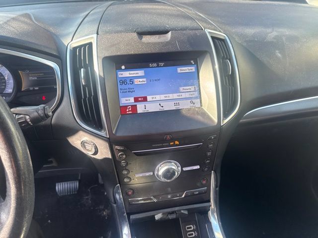Used 2019 Ford Edge Titanium FWD image 13