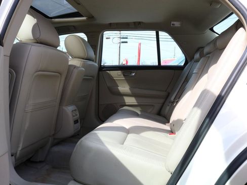 Used 2009 Cadillac DTS w/ Sun And Sound Package image 38