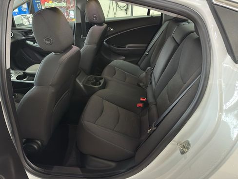 Used 2019 Chevrolet Volt LT image 21