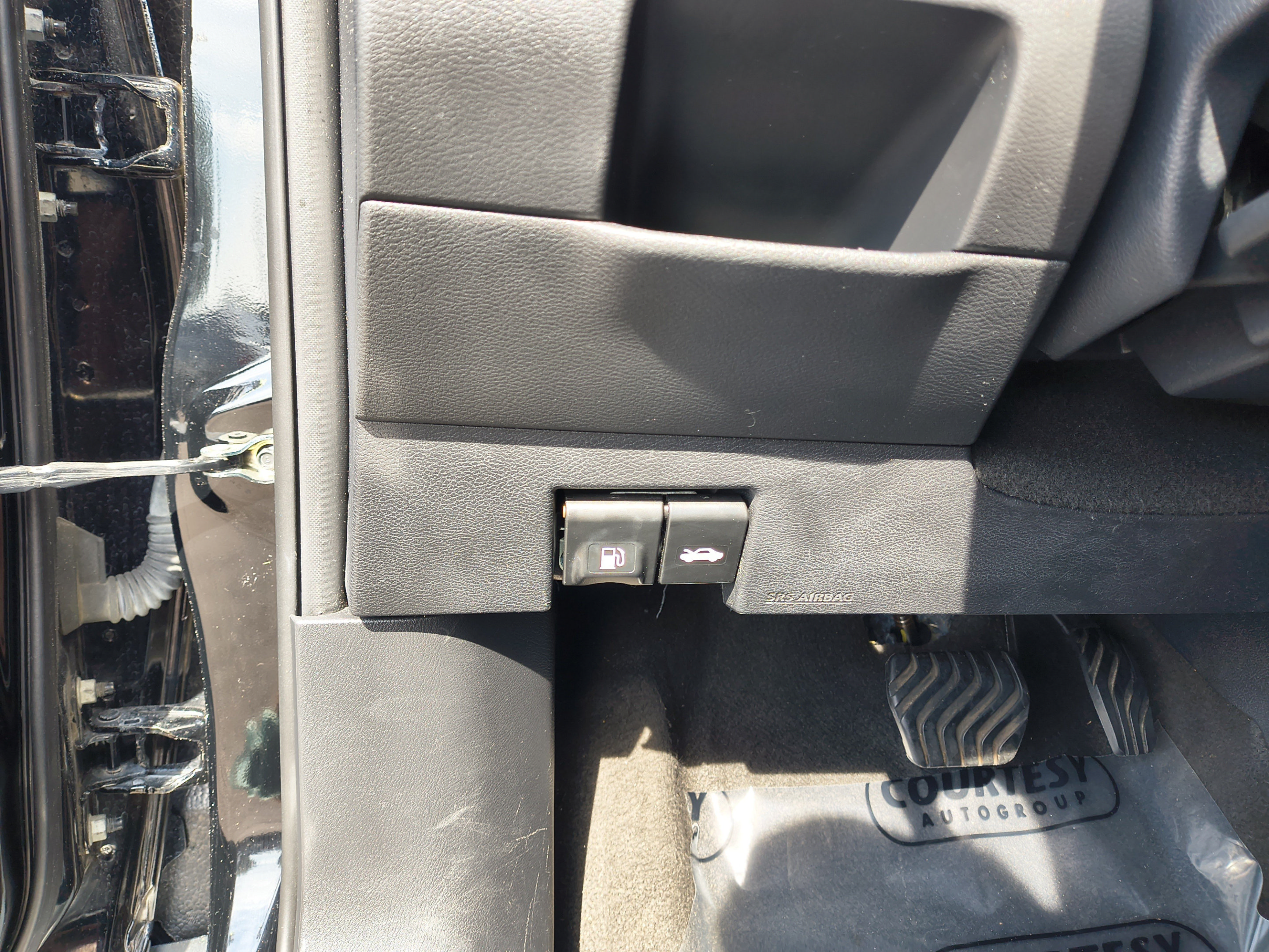 Certified 2023 Nissan Kicks SV FWD image 29