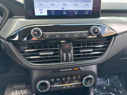 Used 2023 Ford Escape Active image 22