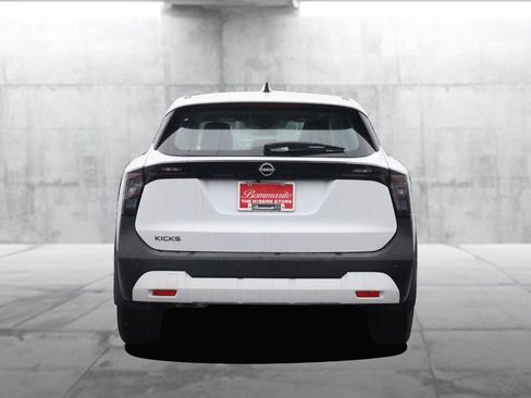 New 2026 Nissan Kicks S image 6