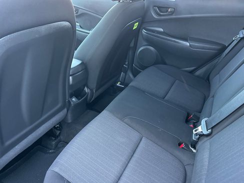 Used 2023 Hyundai Kona SEL AWD/4WD image 12