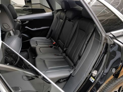 Used 2023 Audi Q8 Premium Plus w/ Premium Plus Package image 42