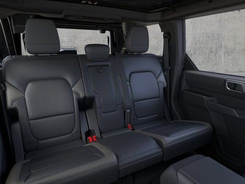 New 2026 Ford Bronco Outer Banks AWD/4WD image 11