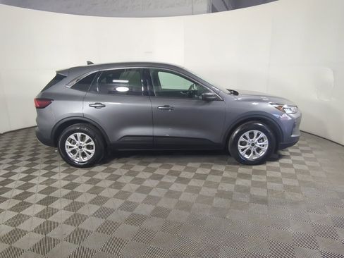 Certified 2023 Ford Escape Active w/ Tech Pack #2 image 9