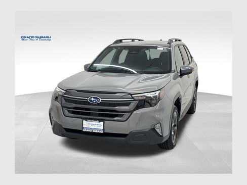 Used 2026 Subaru Forester Premium AWD/4WD image 1