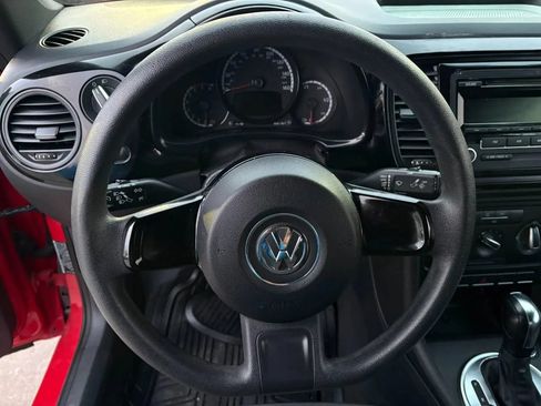 Used 2014 Volkswagen Beetle 1.8T FWD image 9