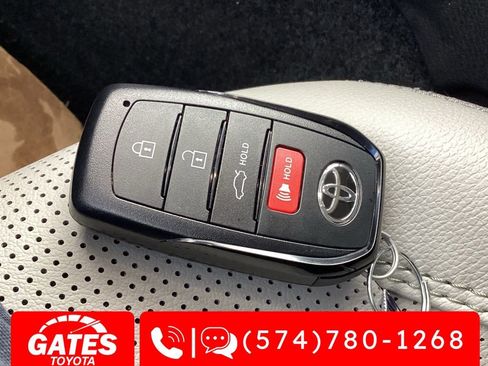 New 2026 Toyota Camry Hybrid AWD/4WD image 14