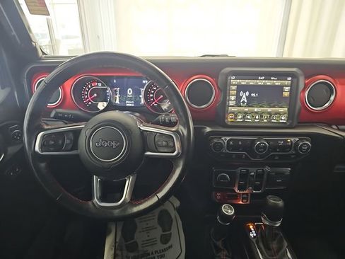 Used 2021 Jeep Wrangler Unlimited Rubicon AWD/4WD image 13