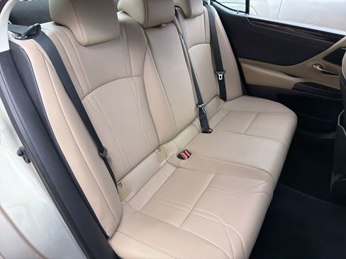 Used 2021 Lexus ES 350 Luxury w/ Accessory Package 2 image 27