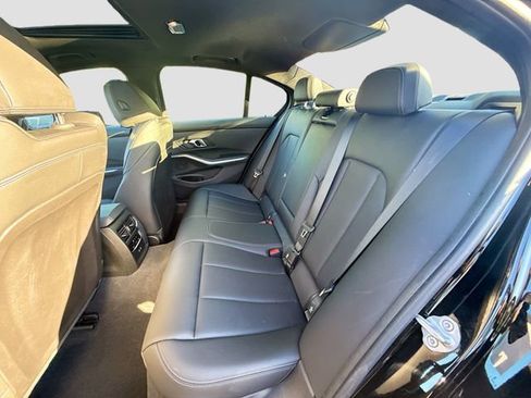 Used 2025 BMW 330i xDrive Sedan image 27