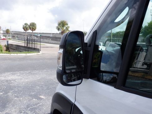 Used 2025 RAM ProMaster 3500 w/ Convenience Group FWD image 18
