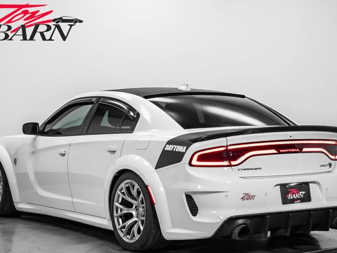 Used 2020 Dodge Charger SRT Hellcat w/ Harman/Kardon Audio Group image 3