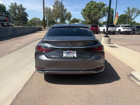 Used 2019 Lexus ES 300h w/ Premium Package FWD image 6