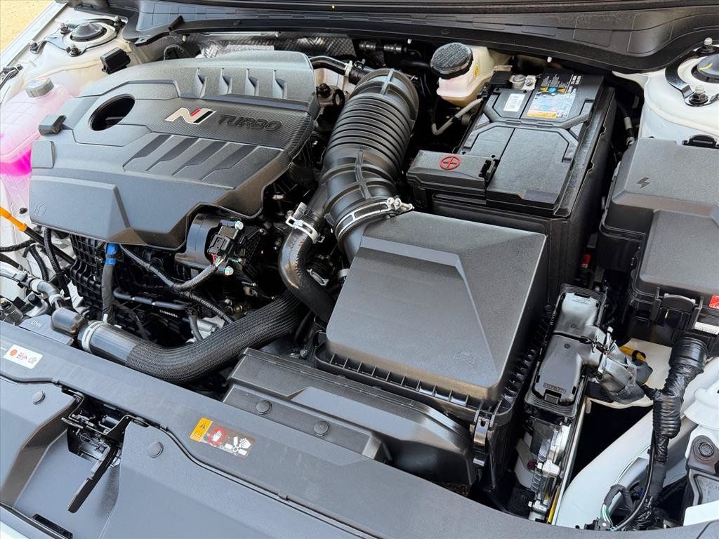 Used 2026 Hyundai Elantra N FWD image 10