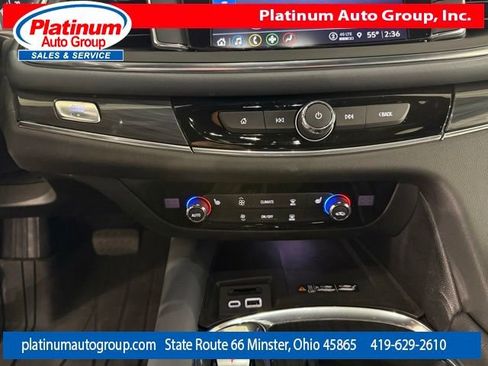 Used 2023 Buick Enclave Essence w/ Sport Touring Edition FWD image 20