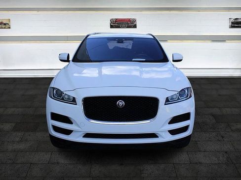 Used 2017 Jaguar F-PACE Premium AWD/4WD image 2