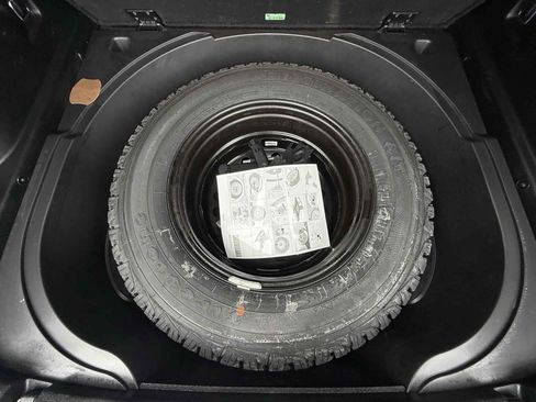 Used 2018 Jeep Cherokee Trailhawk image 82