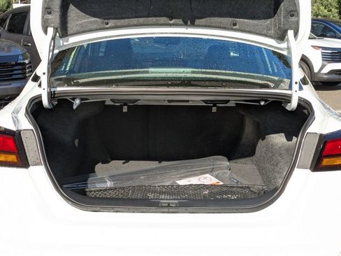 New 2025 Nissan Altima 2.5 SR w/ SR Premium Package FWD image 27