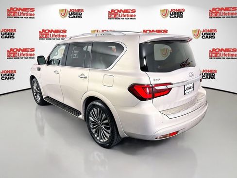 Used 2019 INFINITI QX80 Luxe w/ 22" Wheel Package AWD/4WD image 2