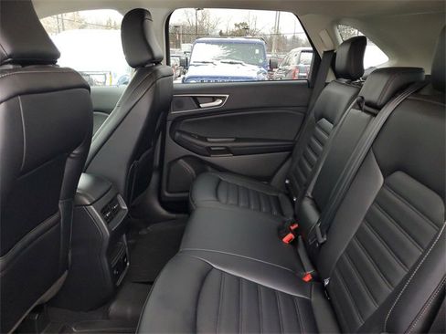 Certified 2024 Ford Edge SEL w/ Convenience Package image 24