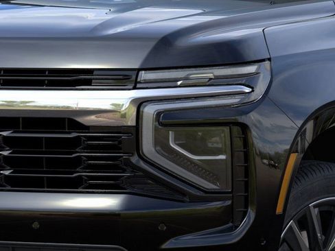 New 2026 Chevrolet Suburban LS AWD/4WD image 10
