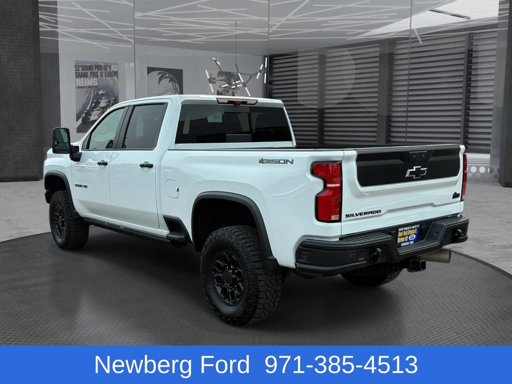 Used 2024 Chevrolet Silverado 2500 ZR2 w/ ZR2 Bison Edition AWD/4WD image 7