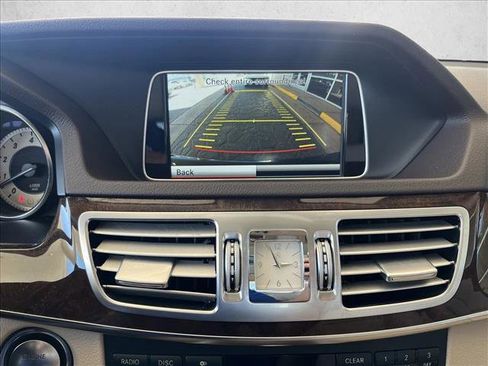 Used 2014 Mercedes-Benz E 350 Sedan image 14