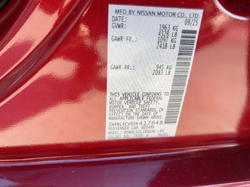 New 2025 Nissan Altima 2.5 SR w/ SR Premium Package image 19