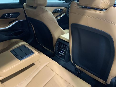 Certified 2025 BMW 330i Sedan w/ Convenience Package RWD image 28