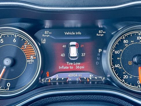 Used 2022 Jeep Cherokee Trailhawk w/ Technology Group B image 13