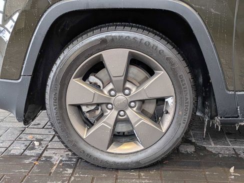 Used 2016 Jeep Cherokee 75th Anniversary image 13