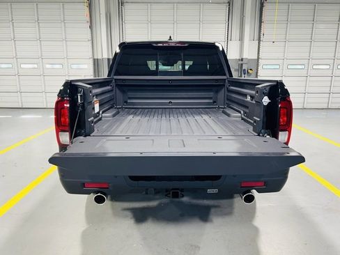 New 2026 Honda Ridgeline Black Edition image 12