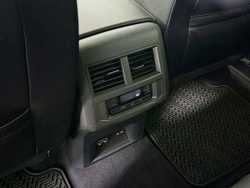 Used 2021 Volkswagen Atlas SE AWD/4WD image 23